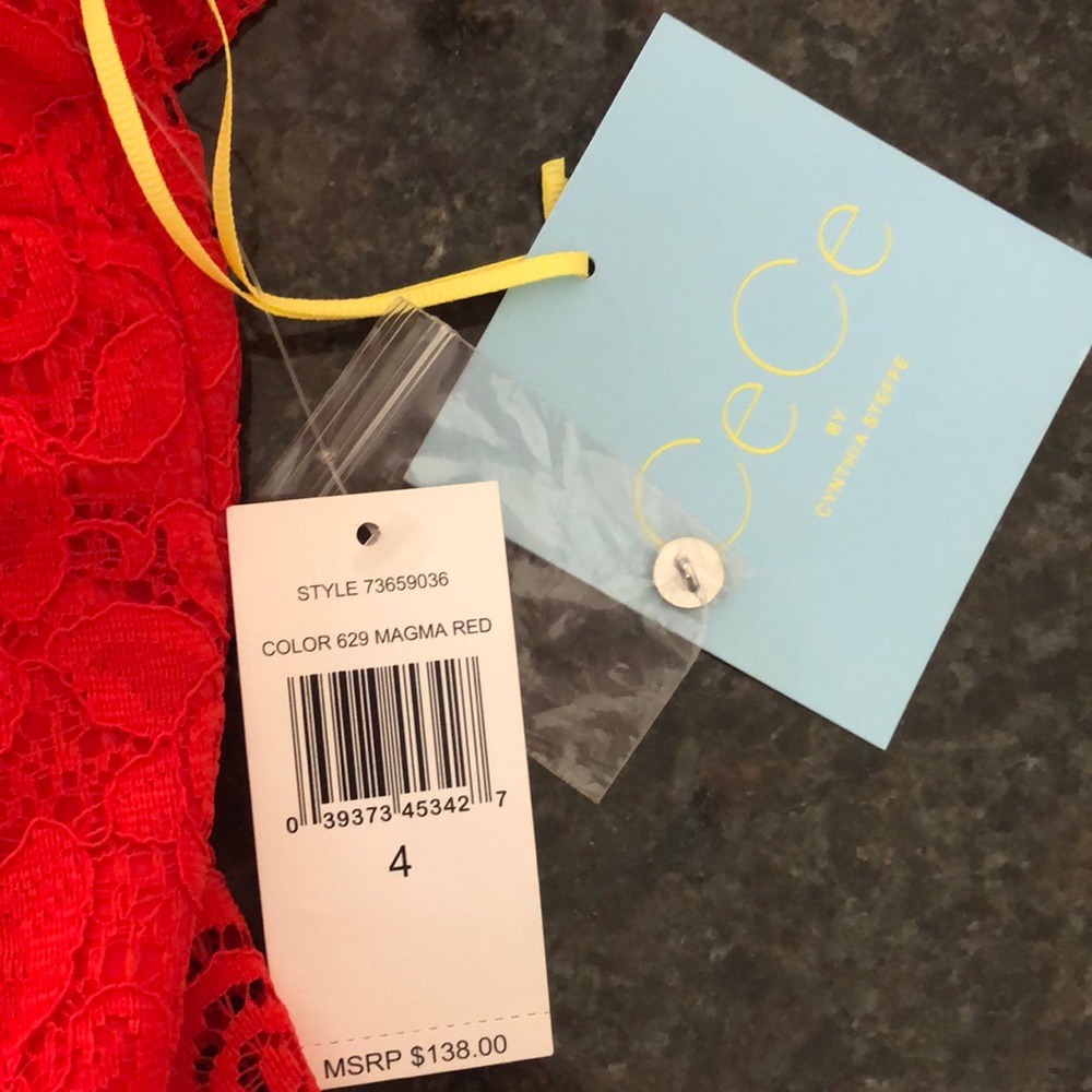 Cece lace red dress - Picture 5 of 5
